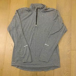 Nike Dri-Fit Quarter Zip Size Medium